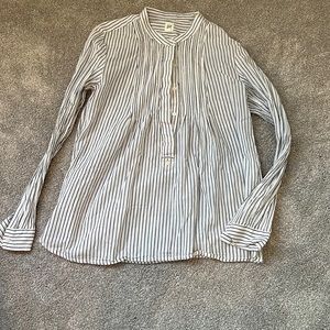 Ruffle, button down long sleeve